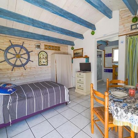 L'Ile D'Yeu, Vos Prochaines Vacances - Velos Inclus Port-Joinville Buitenkant foto